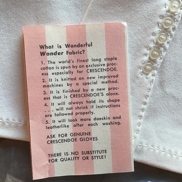 Vintage Crescendoe Wonder Fabric Gloves - Picture 6 of 9